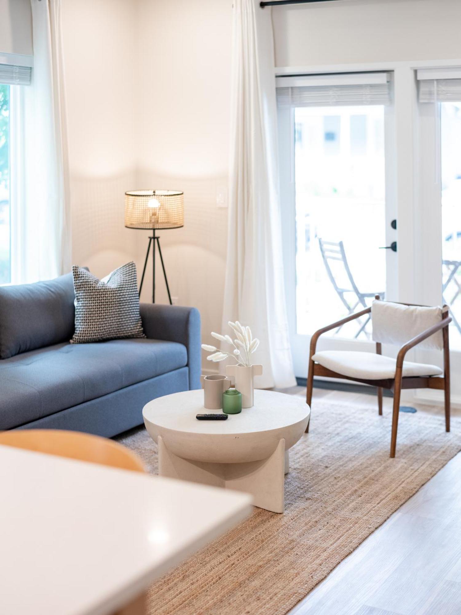 Apartment Winton Flats By Milapad Atlanta